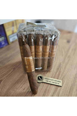 Gurkha Cellar Reserve 18 Year Edicion Especial Hedonism 20'li Puro Kutu
