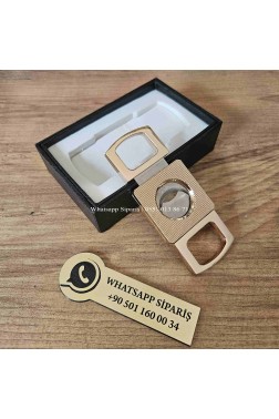 Parmida Puro Makası