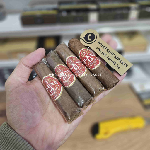 AJ Fernandez Blend 15 Short Robusto 4'lü Puro Paket