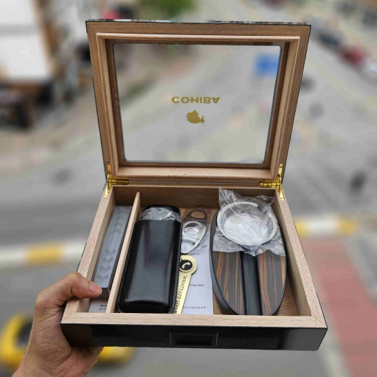 Cohiba Puro Kutusu - Karbon Humidor