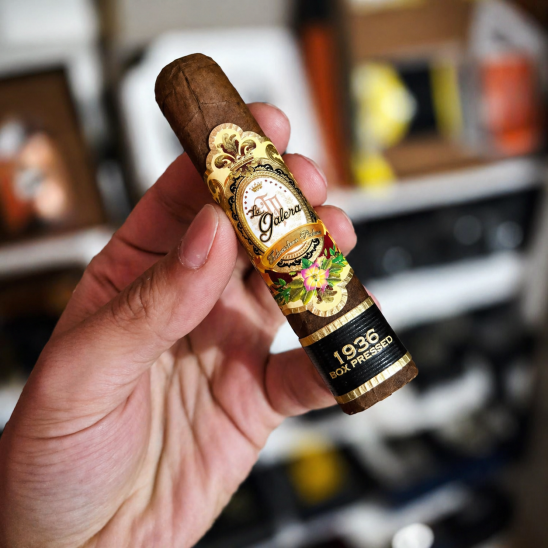 La Galera 1936 Half Corona 1 Adet Puro