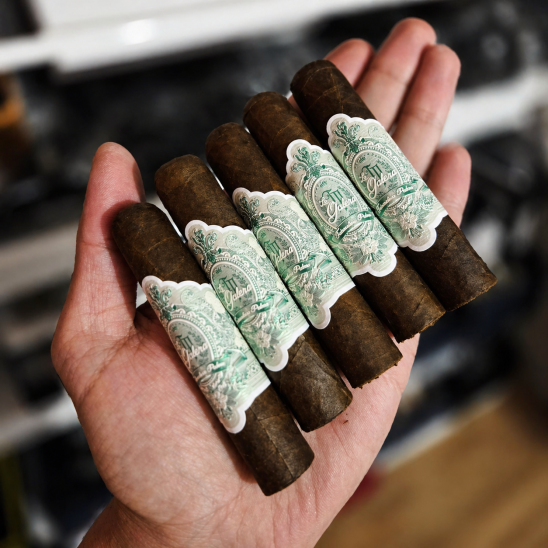 La Galera Imperial Jade Half Corona 5li Puro Paket