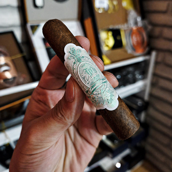 La Galera Imperial Jade Half Corona 1 Adet Puro